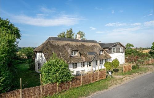 Sollested House | Inviting 4-Star Home in Sllested with Sauna and WiFi