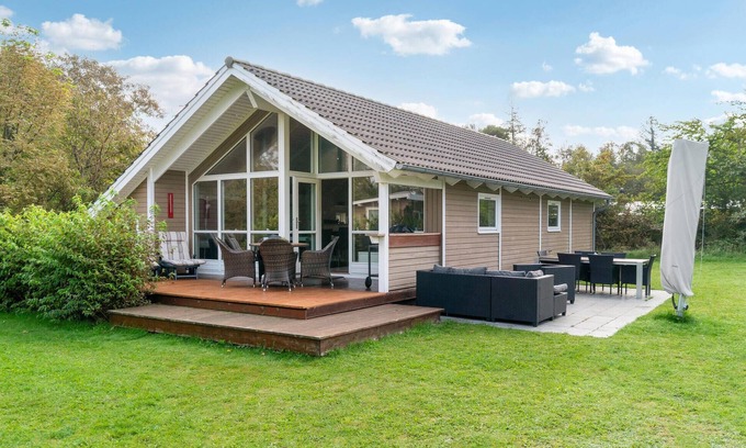 Sjllands Odde House | Relaxing Oceanfront Getaway with Spa & Sauna Amenities