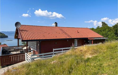 Sjernarøy House | Pet-Friendly 5 Bedroom Home in Sjernary for Families