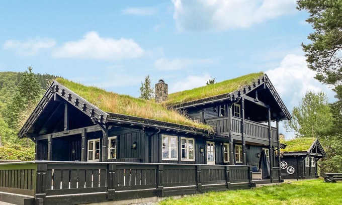 Sykkylven House | Relax with Spa Treatments and Wine in a Hot Tub Retreat