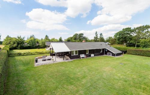 Skaven Strand House | Beautiful Home in Tarm with Family-Friendly Amenities