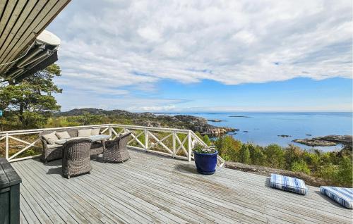 Larvik House | Cozy Home in Tjodalyng with Family-Friendly Kitchen