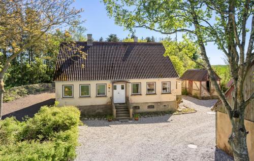 Emmerbølle House | Delightful Home in Tranekr with Kitchen & Family-Friendly Amenities