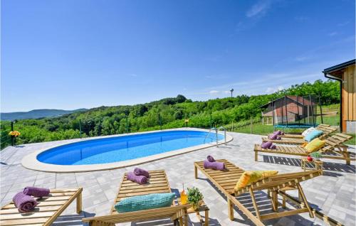 Varazdinske Toplice House | Cozy Retreat in Varazdinske Toplice with Pool and Wifi