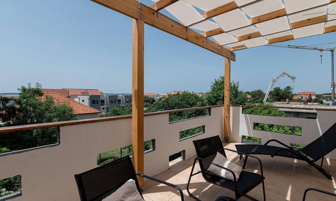Vrsi House | Experience a Dream Vacation by the Oceanfront Retreat