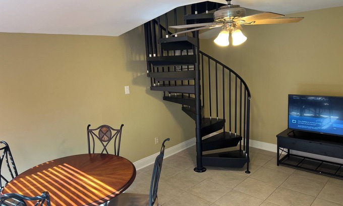 Kenner - Louis Armstrong International Airport House | Inviting Home in Prime Location with Family-Friendly Amenities