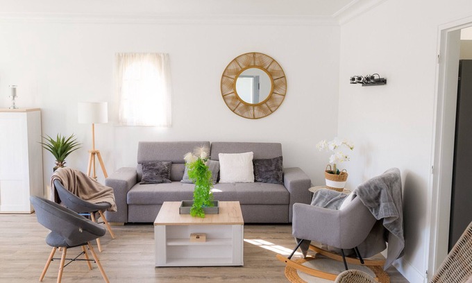 Plobannalec-Lesconil Ski Chalet | Comfortable Accommodation for Families with Great Amenities