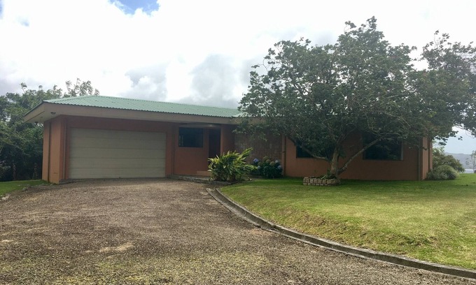 Nuevo Arenal House | Idyllic Lake Arenal Retreat with Spa and Ocean Views