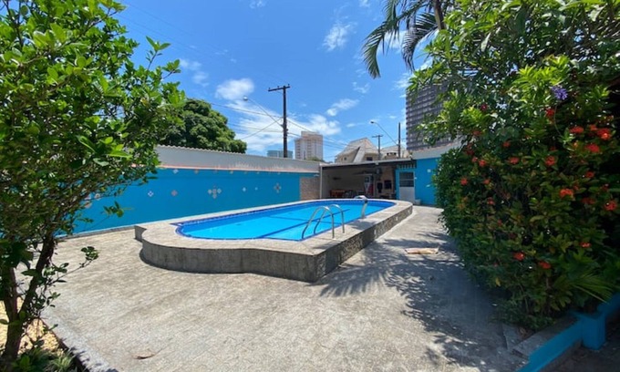 Canto do Forte House | Inviting Poolside Retreat at Canto do Forte PG