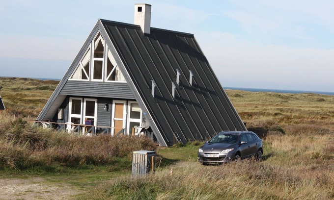Rødhus House | Scenic Oceanfront Haven with Breathtaking Sea Views
