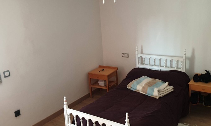 La Colina House | Tranquil Cottage Retreat with Pool and Spa Amenities