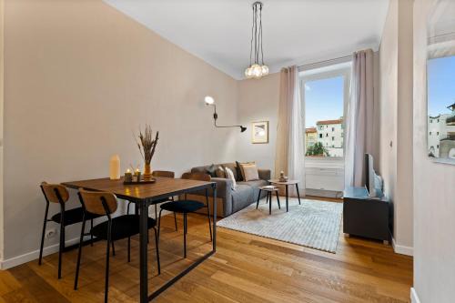 Vernier Apartment | Chic Apartment in Nice - Prime Location Near Attractions