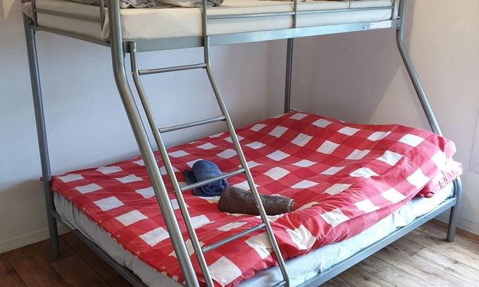 Montevrain Apartment | Convenient Studio Near Disneyland with Family-Friendly Amenities