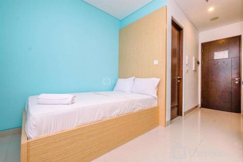 Semanggi Apartment | Cozy Studio Apartment at Ciputra World 2 by Travelio