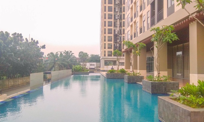 Depok Apartment | Cozy Studio at Transpark Cibubur with Kitchen Amenities