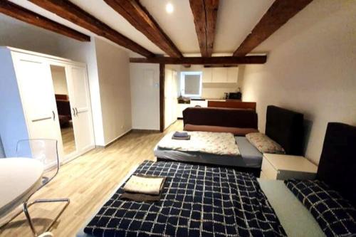 Franzosisch Buchholz Apartment | Cozy Studio Retreat in Pankow - Perfect for Families