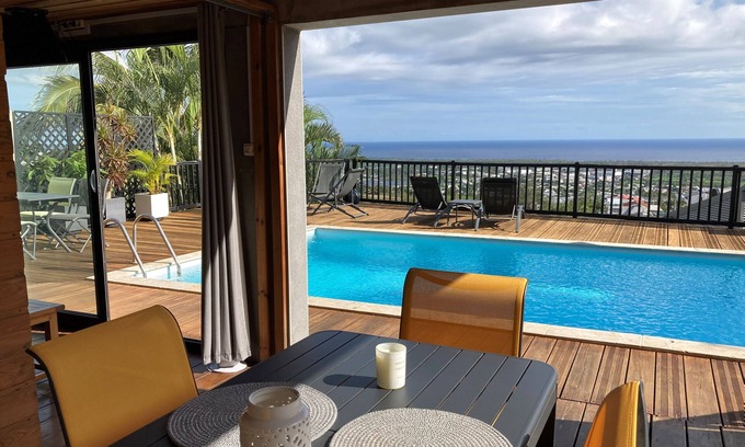 L'Etang-Sale Apartment | Elegant Studio with Private Pool and Ocean View Retreat