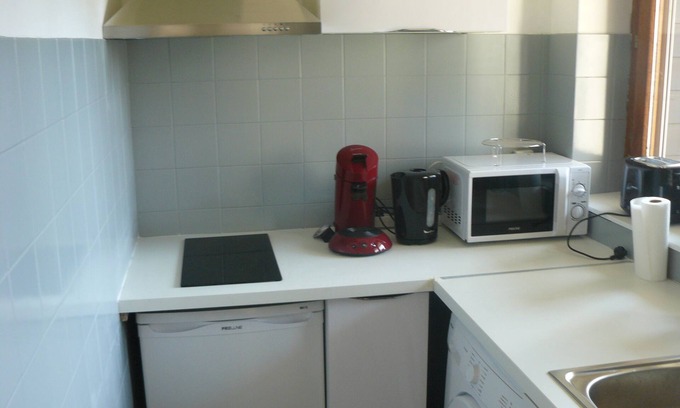 Thonon-les-Bains Apartment | Comfortable T1 Bis with Parking, Wifi & Garden Access