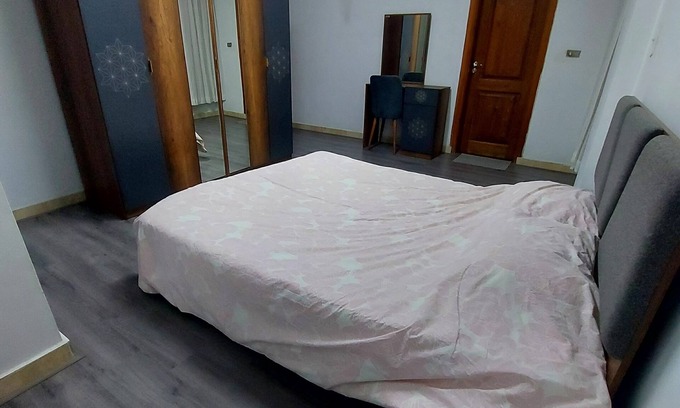 Sheikh Zayed City Apartment | Perfect Three-Bedroom Flat with Pet-Friendly Amenities