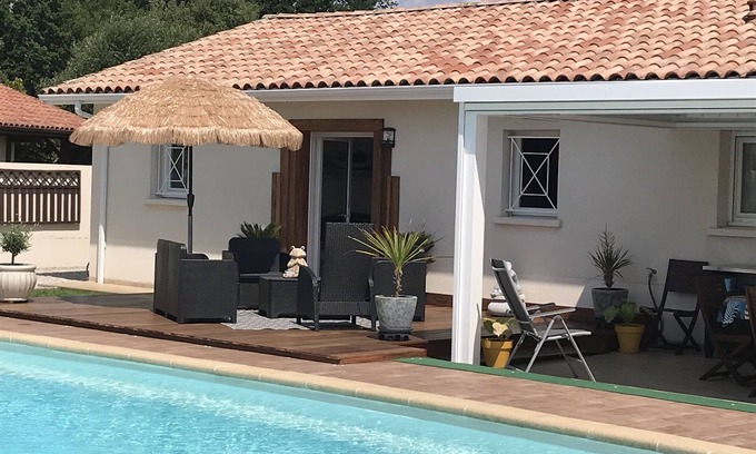 Biscarrosse Villa | Inviting Villa with Pool, Ocean View & Great Amenities