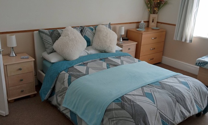 Prestatyn Apartment | Inviting First Floor Apartment Near Transport Hubs