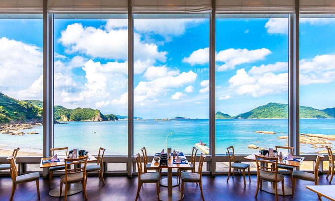 Nango Hotel | Relax at Nichinan Kaigan Nango Prince Hotel with Pool & Dining