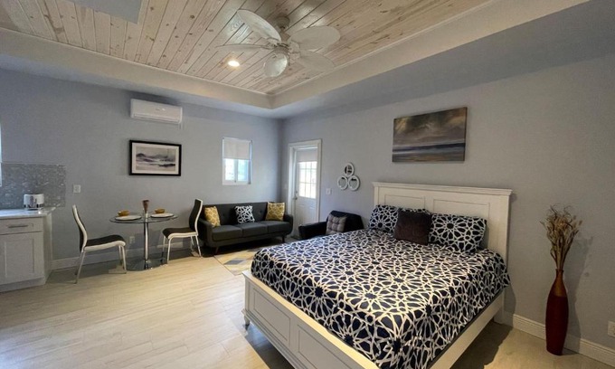 Royal Bahamian Estates Apartment | Explore Nicoles Nest: Guest Rated 9.8, Family-Friendly Studio