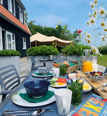 Den Burg Hotel | Relaxing Retreat at Nieuw Leven Texel with Oceanfront Views