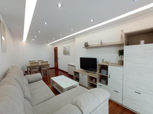 Padron Apartment | Inviting Martínez Padrón Dúplex: Family-Friendly Retreat