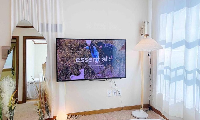 Mapo Apartment | Explore a Night in Seoul at Our 4-Star Family Hotel