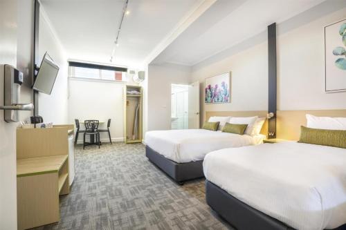 Yagoona Hotel | Cozy Stay at Nightcap Hume Hotel with Family-Friendly Perks