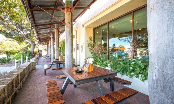 Wanneroo Hotel | Eco-Friendly Retreat at Nightcap Wanneroo Tavern