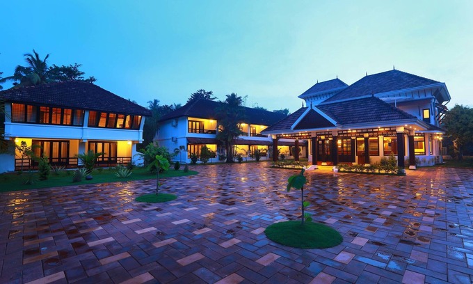 Kochi Hotel | Discover Relaxation at Nihara Resort And Spa with Pool & Spa