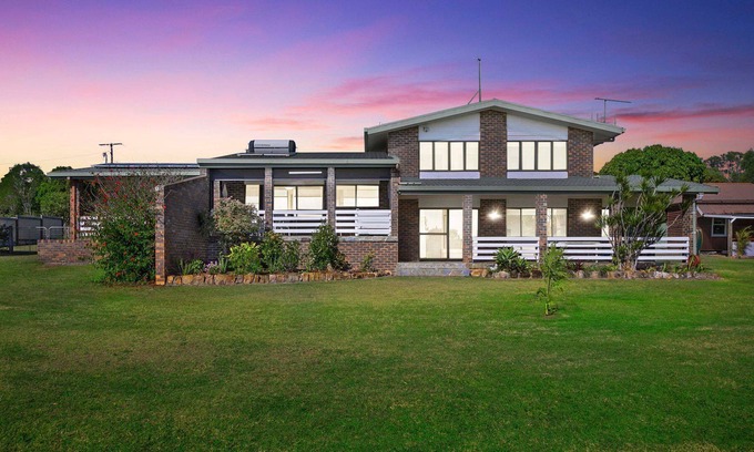 Nikenbah House | Nikenbah Escape with tranquil views