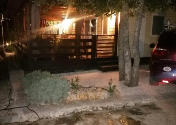 Razanac Resort | Discover Niko's Ruby: Family and Pet-Friendly Retreat