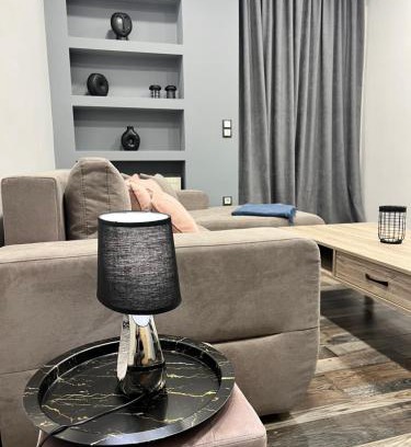 Omonia Apartment | Discover Nikola's Home: Ideal for Families and Pets