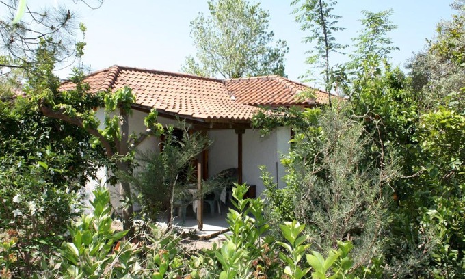 Kakovatos House | Guest Favorite: Nikos 5 with Pet & Child-Friendly Amenities