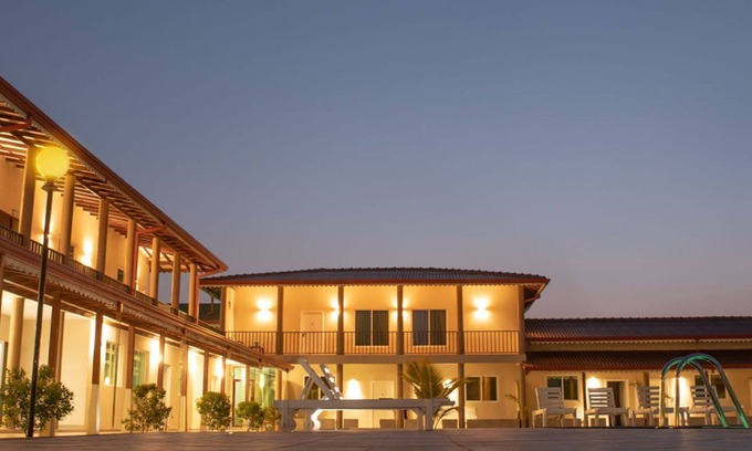 Negombo Hotel | Discover Nilakma Lagoon: Family-Friendly Retreat with Spa