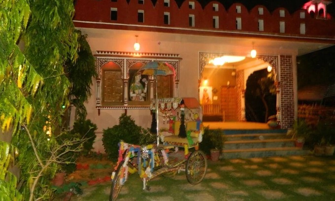 Malviya Nagar Other | Cozy Nimbal House with Pool & Family-Friendly Amenities