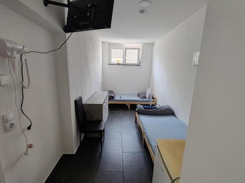 Heilbronn House | Comfortable Nina Zimmer in Heilbronn's City Center