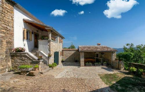 Sovinjska Brda Apartment | Family-Friendly Retreat at Ninna - A 4-Star Escape