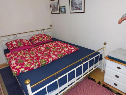 Oulu House | Convenient Nipu Hotel Near City Center and Transit Options