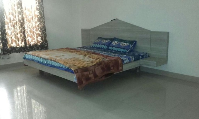 Katra House | Budget-Friendly Stay at Nirmal Guest House with Breakfast