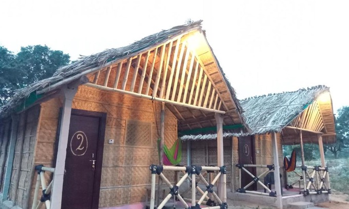 Kamalapur House | Pet-Friendly Retreat at Nirvana Cafe Hampi - Rated 8/10