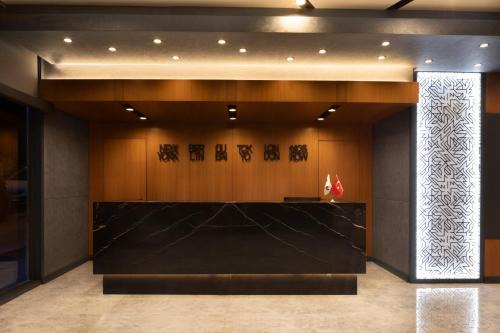 Gayrettepe Hotel | Discover Nish Palace Beşiktaş: Family-Friendly Getaway