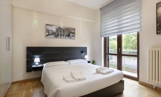 Stresa Apartment | Top-Rated Nives House: Scenic Lake Views & Family-Friendly
