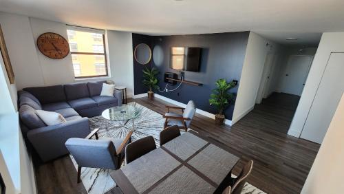 Hoboken Apartment | Convenient 3BD Retreat Just Minutes from NYC