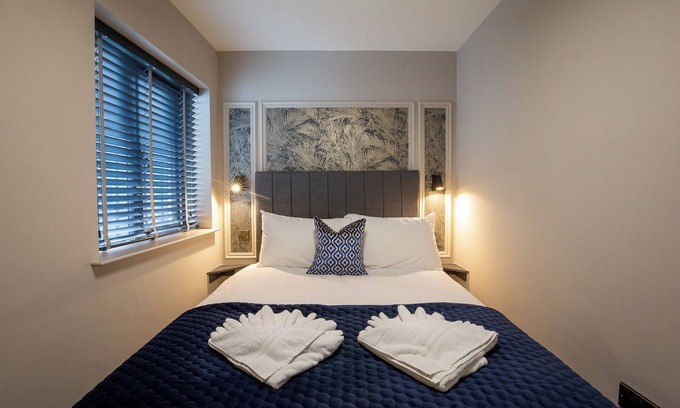 Galway City Centre House | Cozy Room in the Heart of Galway with Breakfast Included