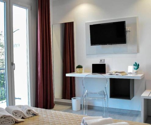 Santo Stefano di Camastra Bed & Breakfast | Exceptional Nnakkara Guest House: Family-Friendly Amenities