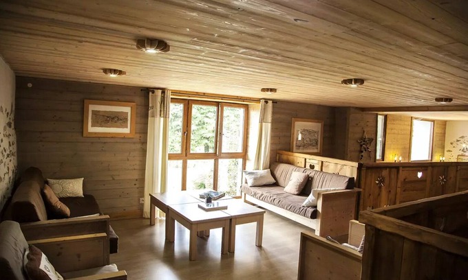 Mercury Ski Chalet | Experience the Ferme de Noémie: Cozy Chalet for 15 Guests